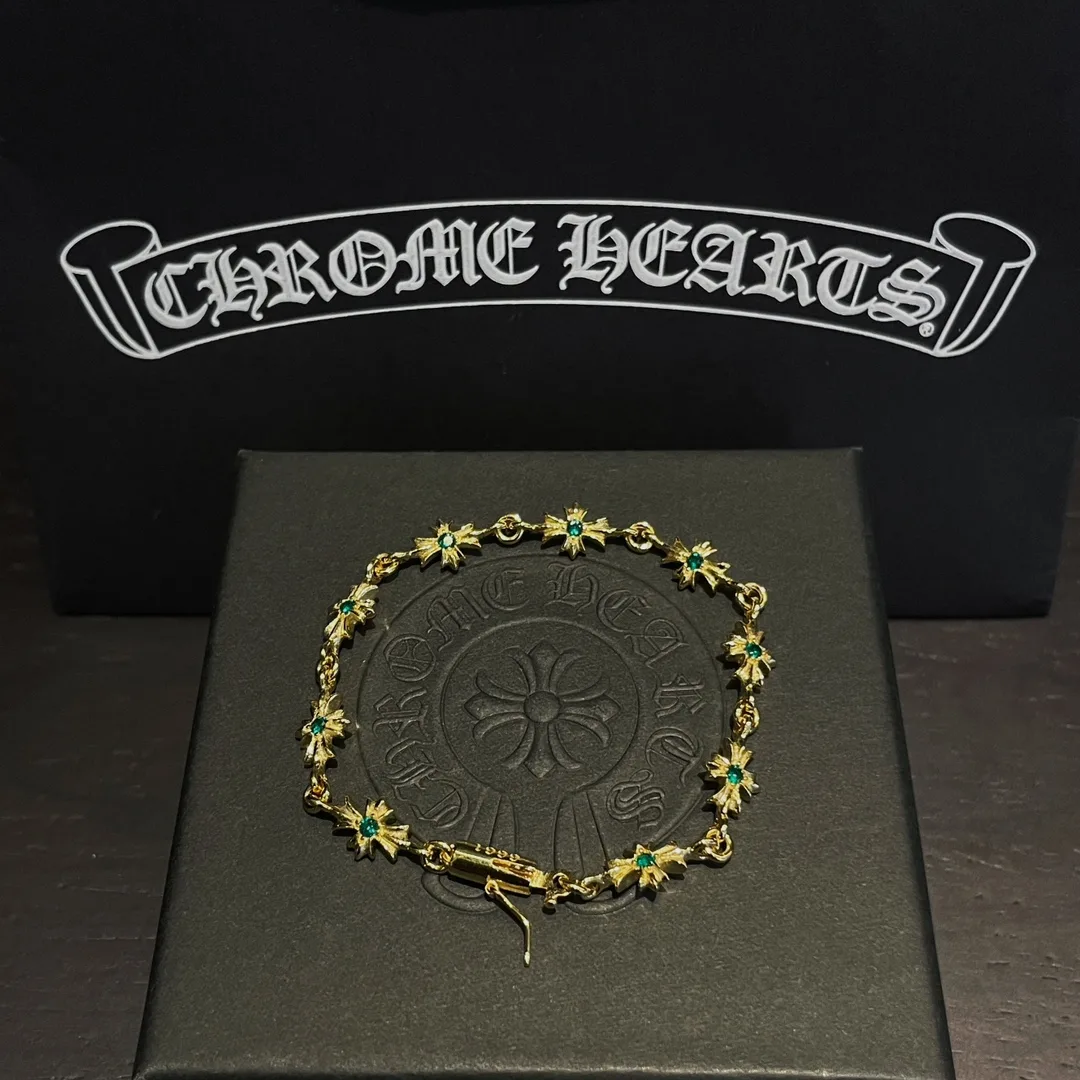 Chrome Hearts 도금 그린 다이아 크로스 팔찌｜925 실버