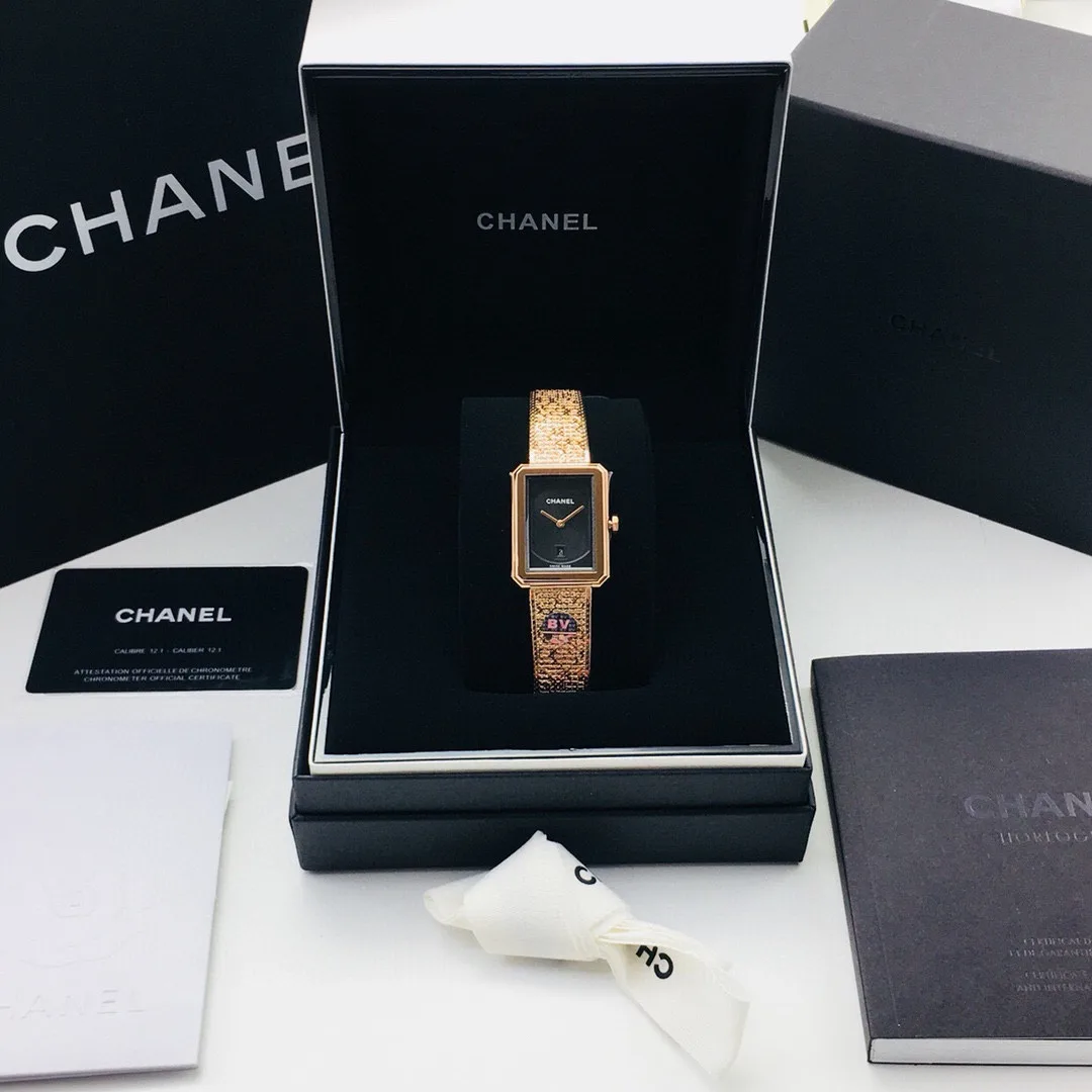 BV | 쿼츠 무브먼트 l26.7X34.6 mm l CHAN** BOY FRIEND H4884