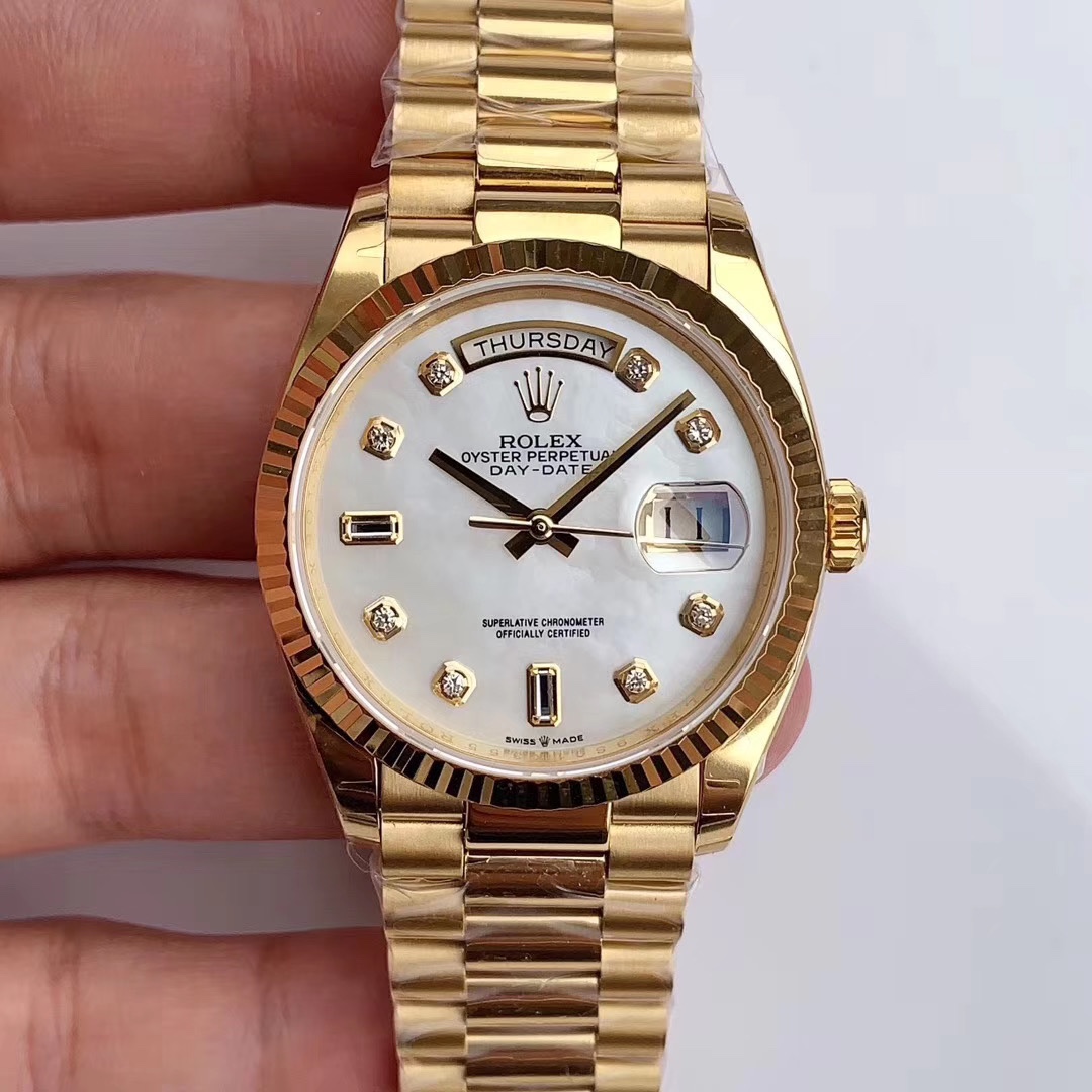 EW | 2836 무브먼트 | 36mm | 데이데이트 Day-date