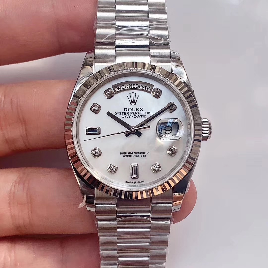 EW | 2836 무브먼트 | 36mm | 데이데이트 Day-date