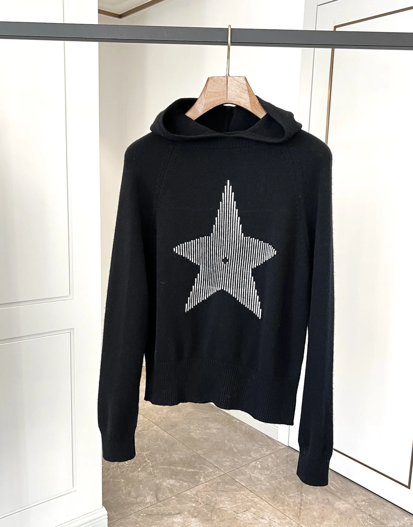 DiorAlps 후드 스웨터