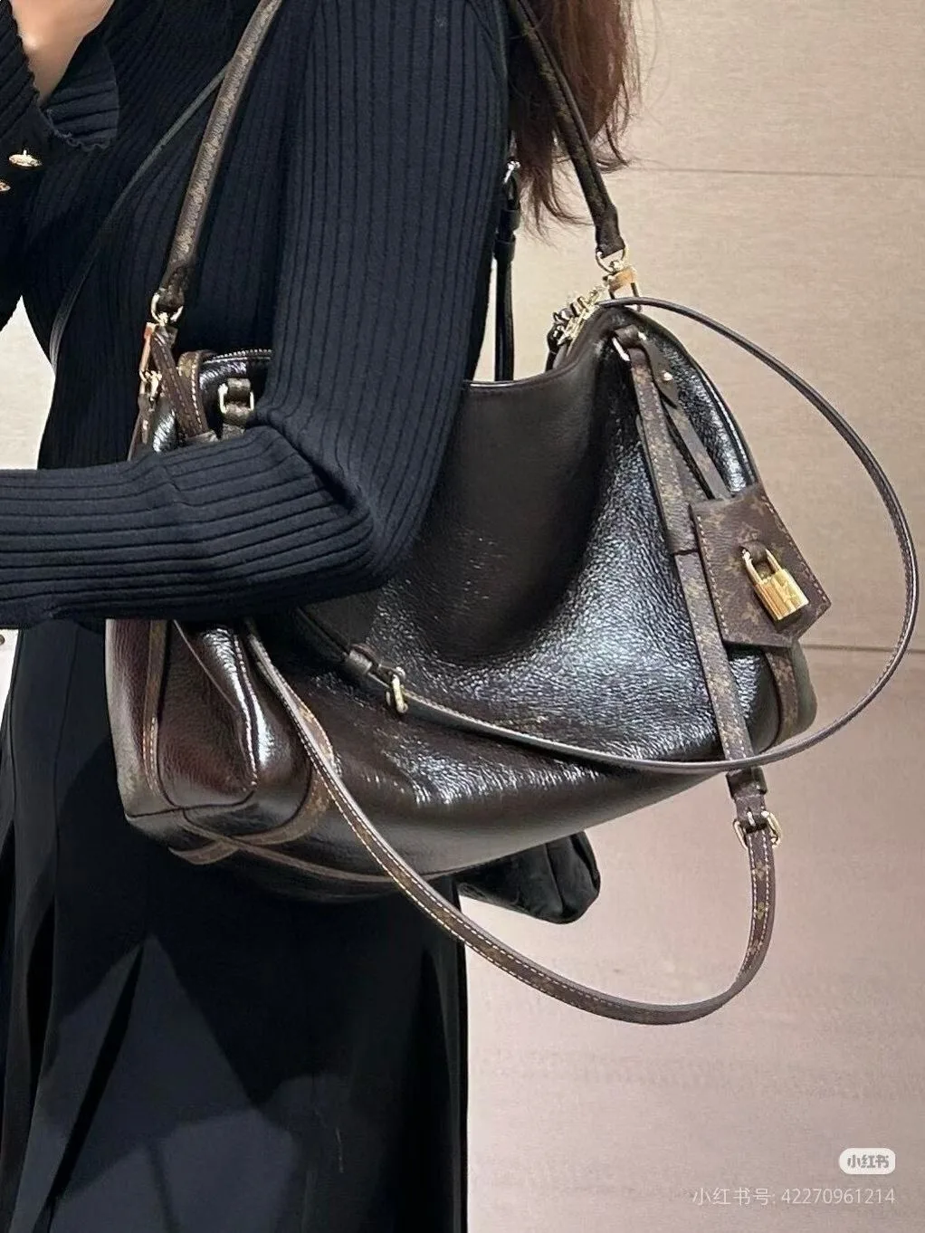 루이비통 M26359 FW25 W SHOW 익스프레스 MM (Express MM) 36x24x18.5CM