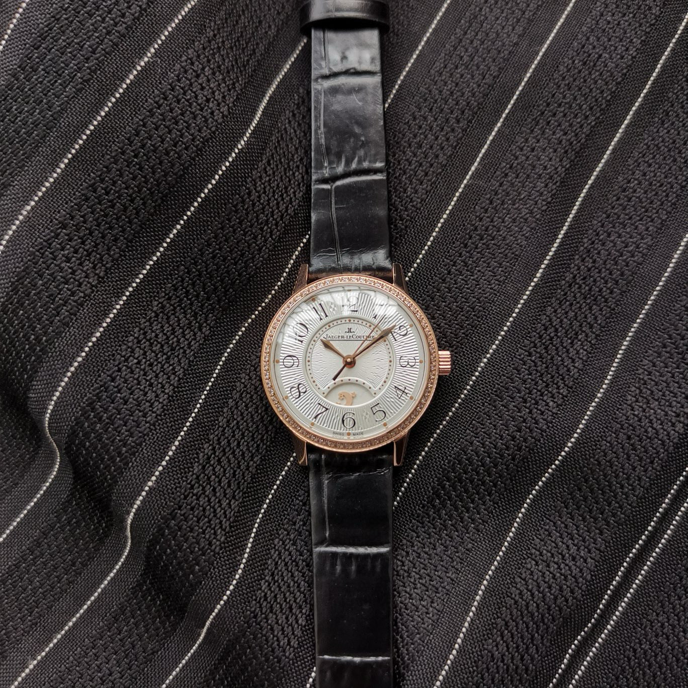 MG l 29mm l 예거르쿨트르 랑데부 클래식 나이트 앤 데이