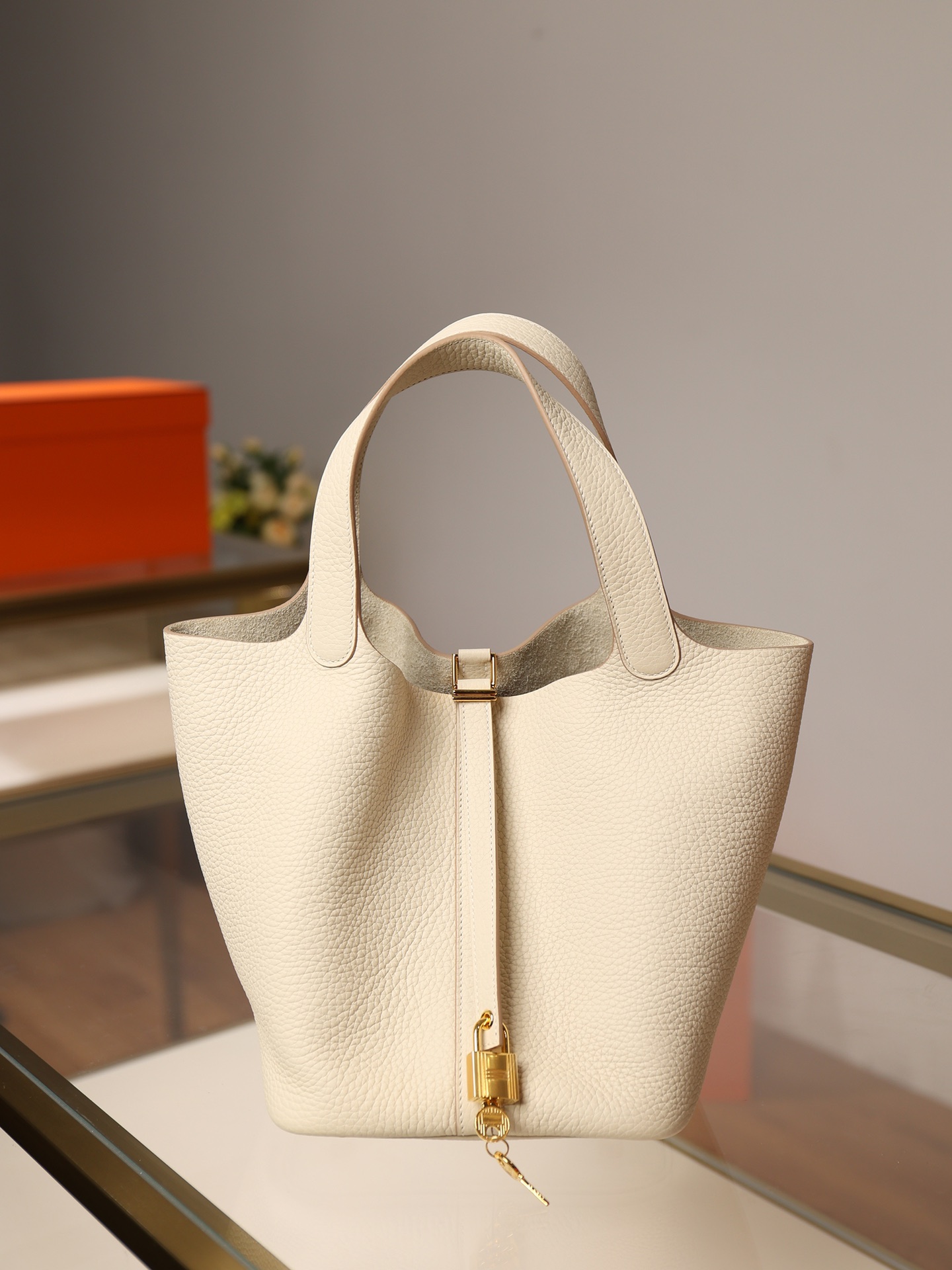 M9 Herme* Picotin Lock 22bag