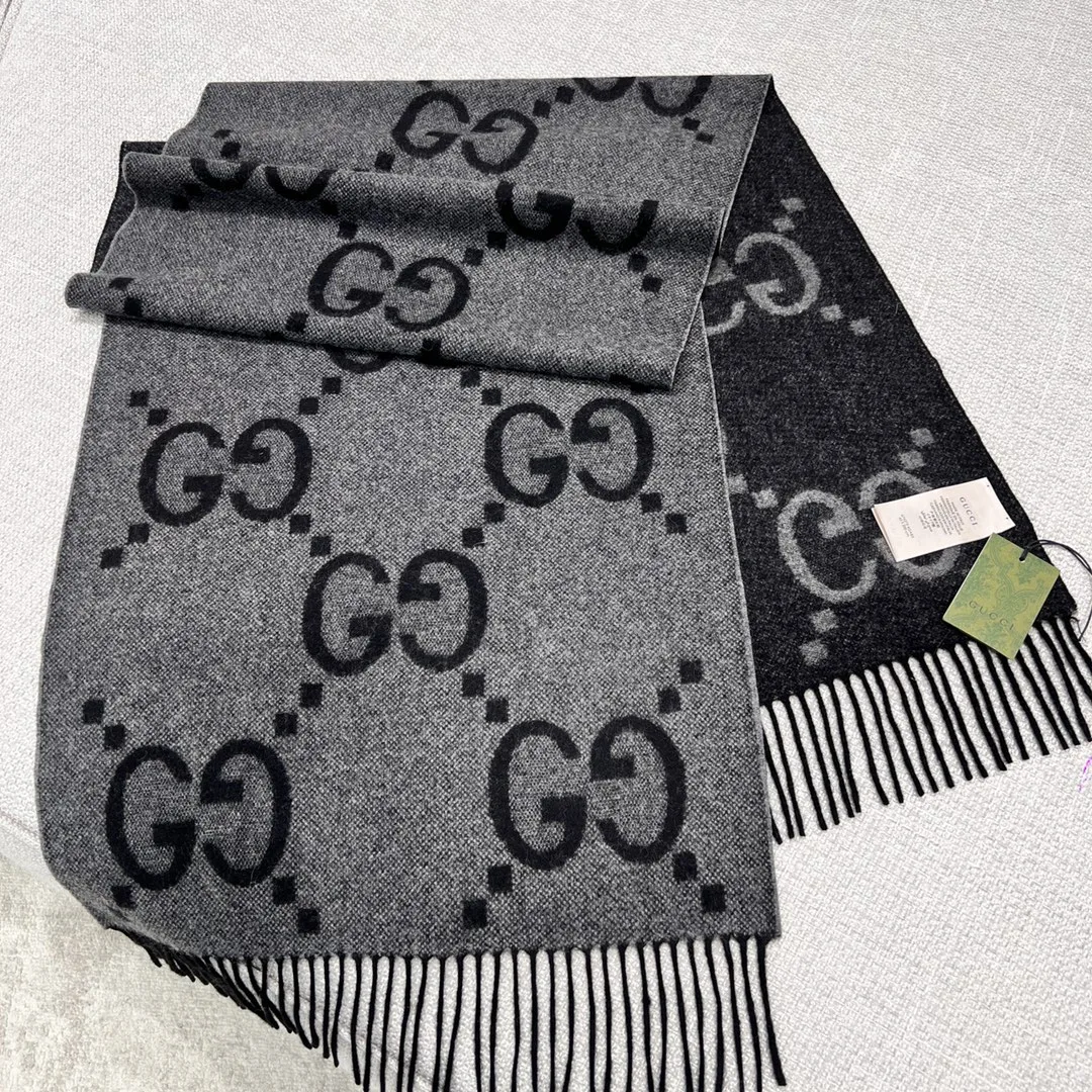 GUCCI  스카프 45*200