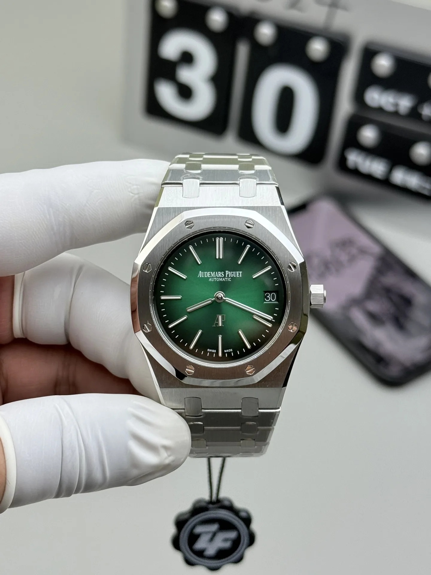 ZF l7121 무브먼트 l 39mm l 오데마 피게 로열오크 16202 티타늄
