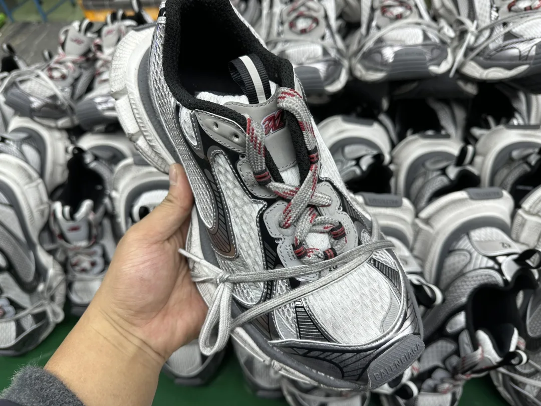 BALENCIAGA 3XL Sneakers 39/255mm 사이즈