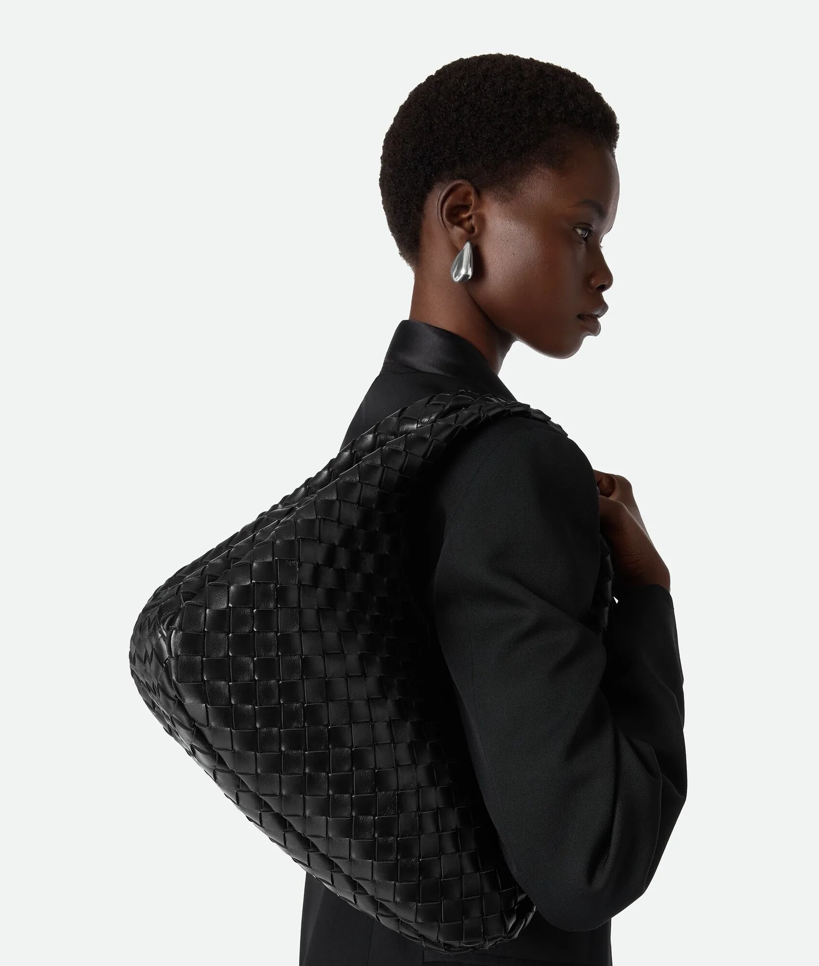 BOTTEGA VENETA Campana bag 33*20*16.5CM