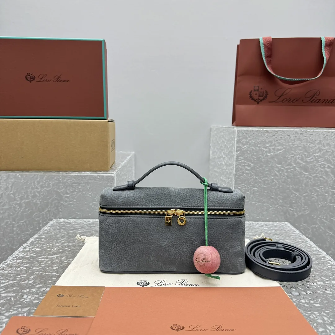Loro Piana Extra Pocket L19