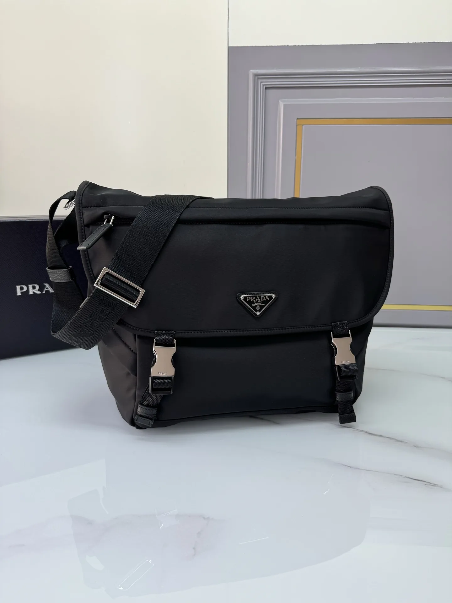 프라다 2VD052｜라지 메신저백 30x27.5x14.5cm