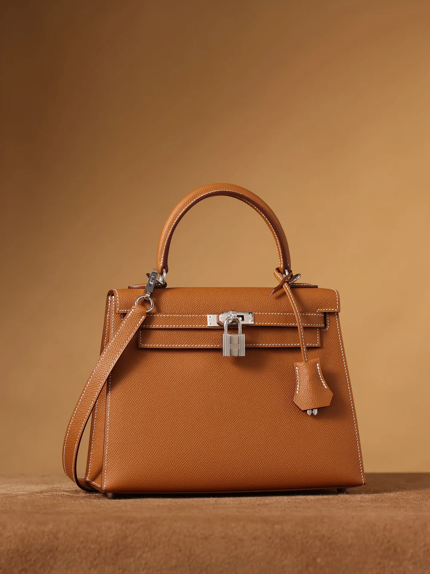 M9 Hermès 켈리  25cm