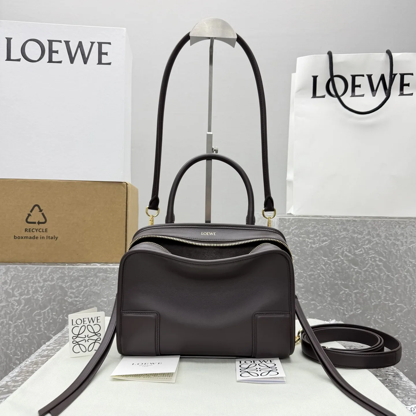로에베  Mini Amazona 180 bag 20x 7x 11cm
