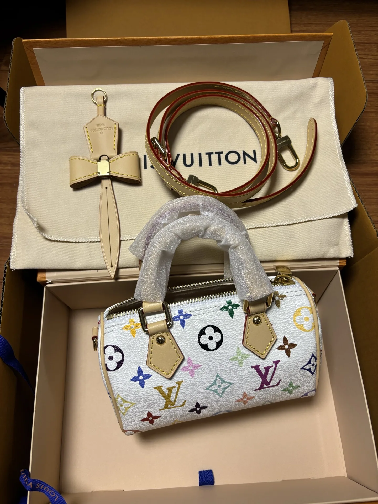 M9  루이비통 LV x TM NANO SPEEDY M13391  10 x 7.5 x 16cm