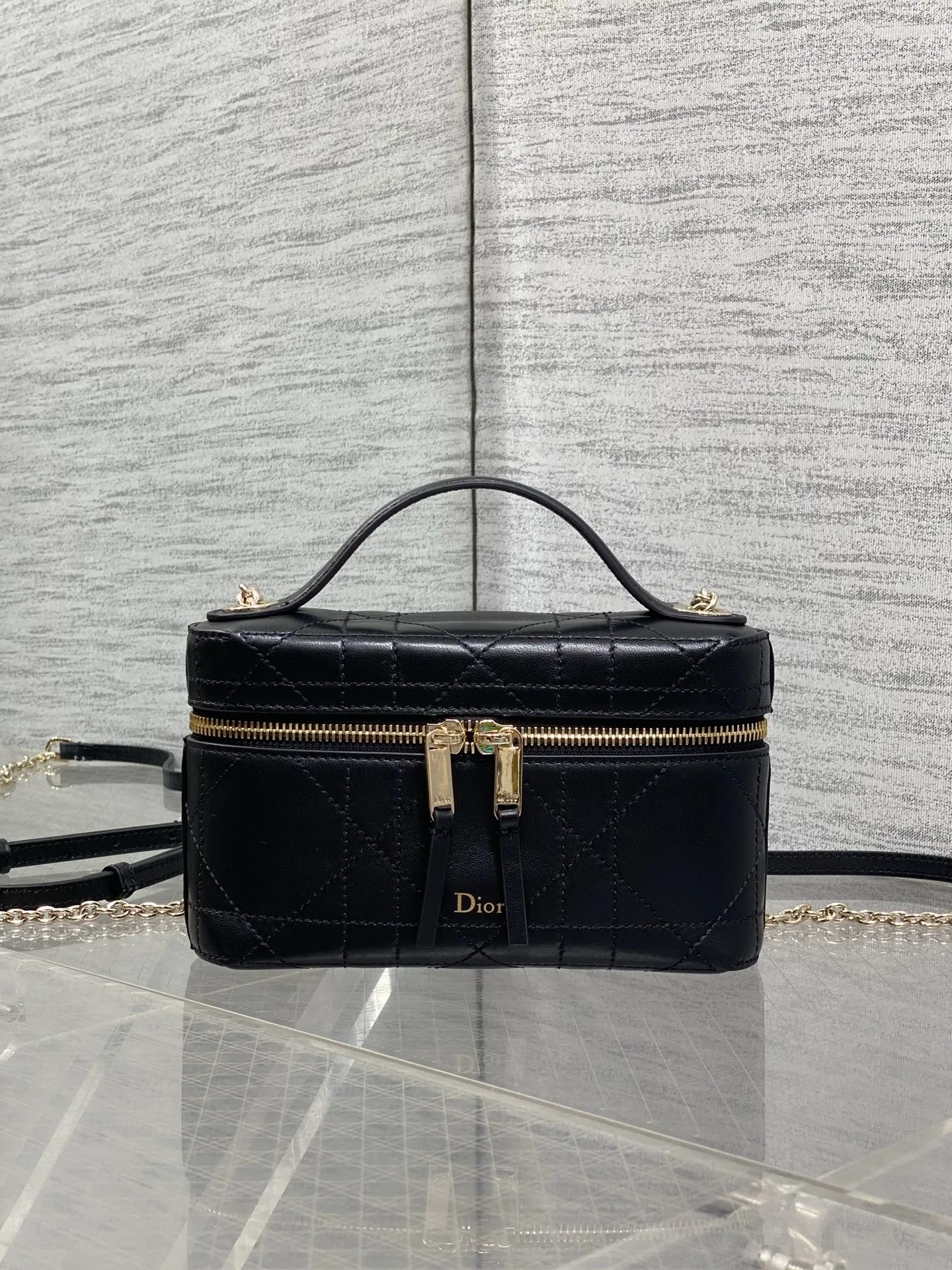 Dior Trianon Soft Vanity Mini Bag S4613OSRO 19*16.5*5.5cm