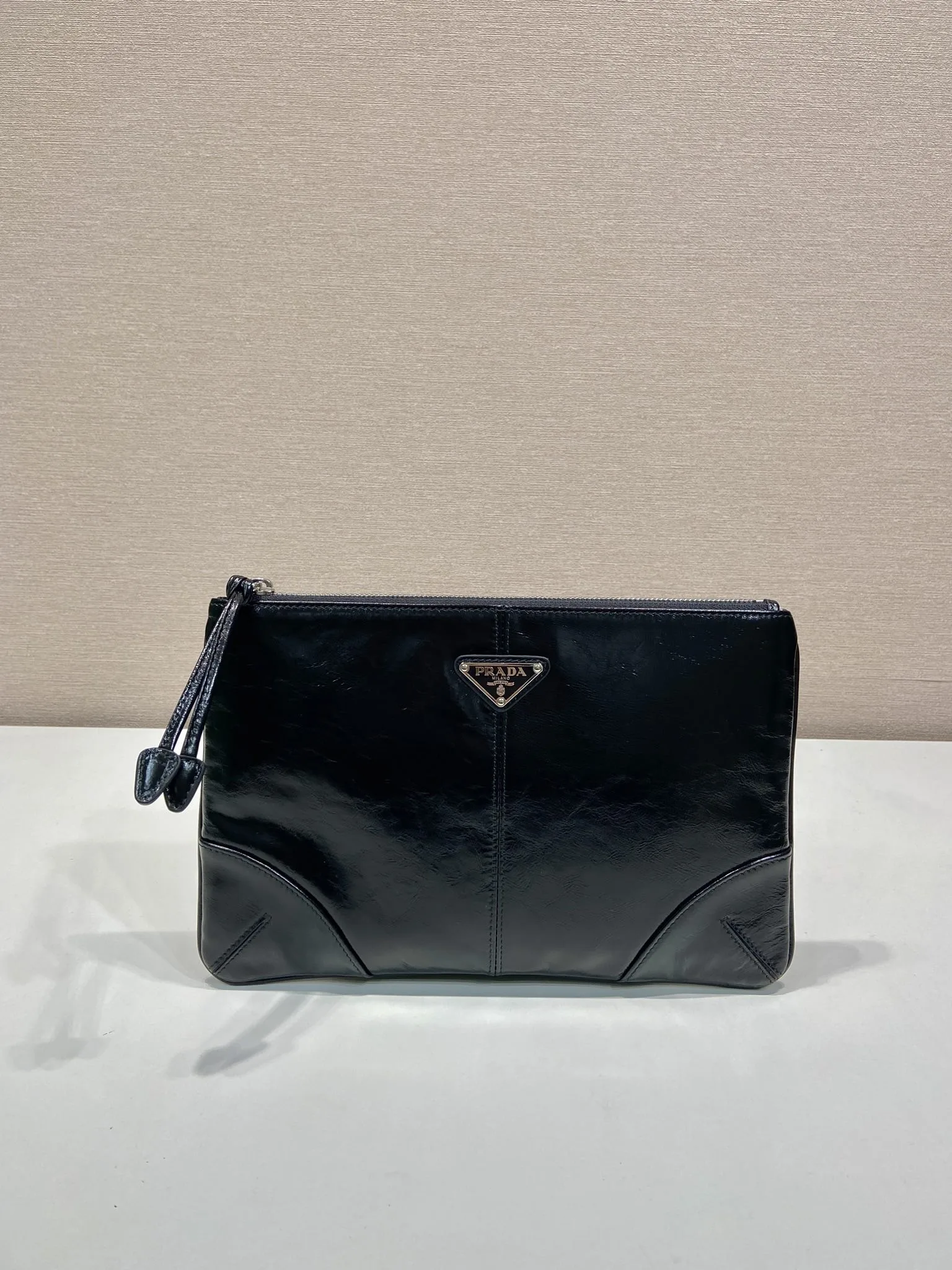 프라다 2NB052 레더 파우치 28x18cm