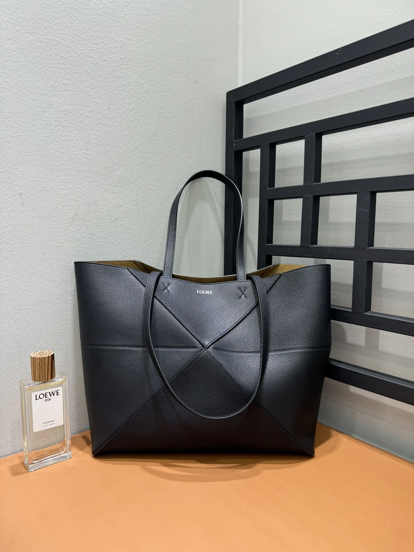 로에베  퍼즐 폴드 토트  31.5*12.5*29cm