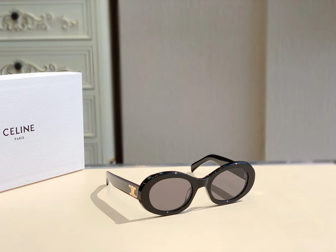 CELINE Triomphe 01 CL40194U 01A 선글라스