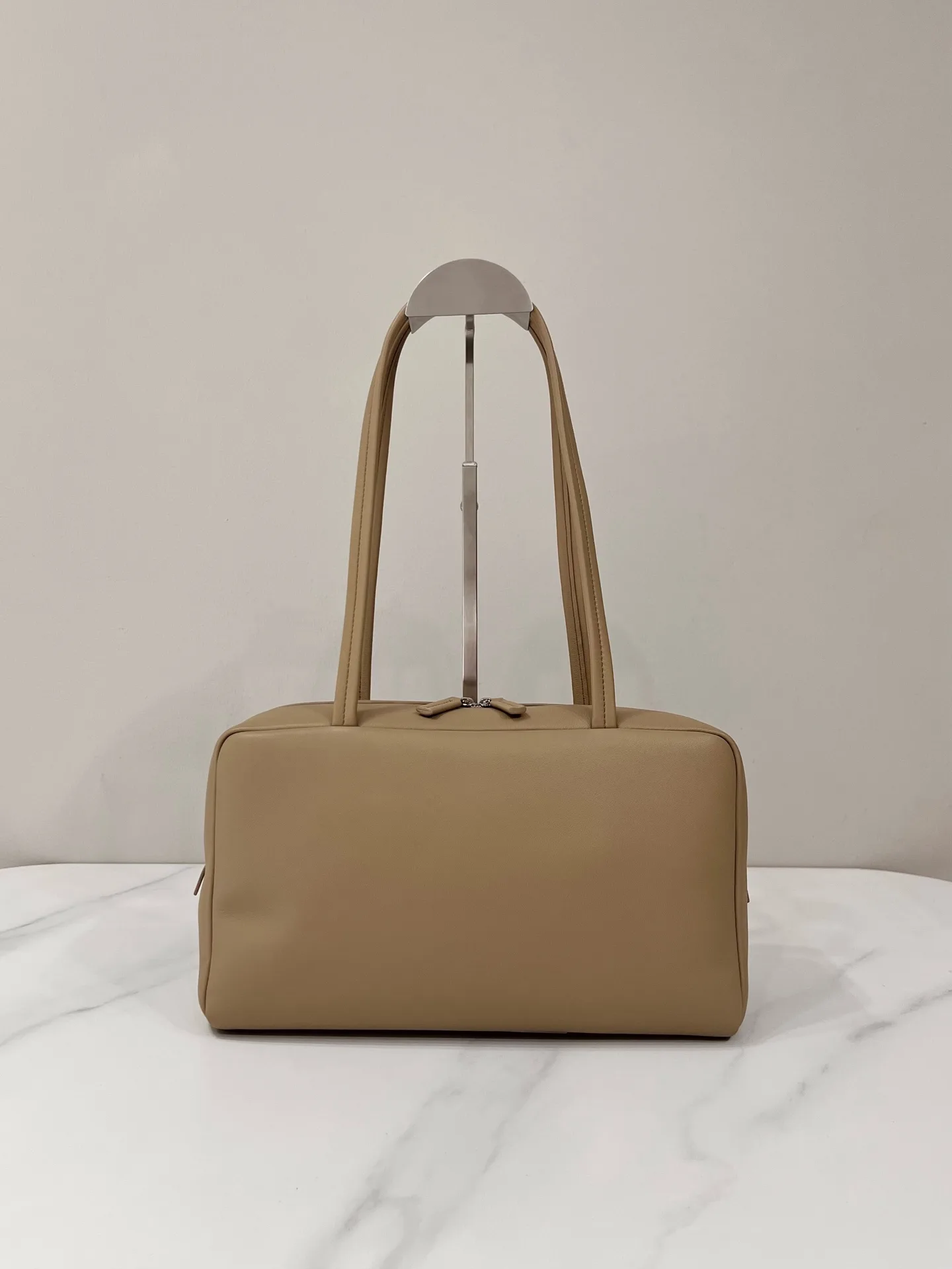 The Row Astra Handbag   32 X20X 11cm