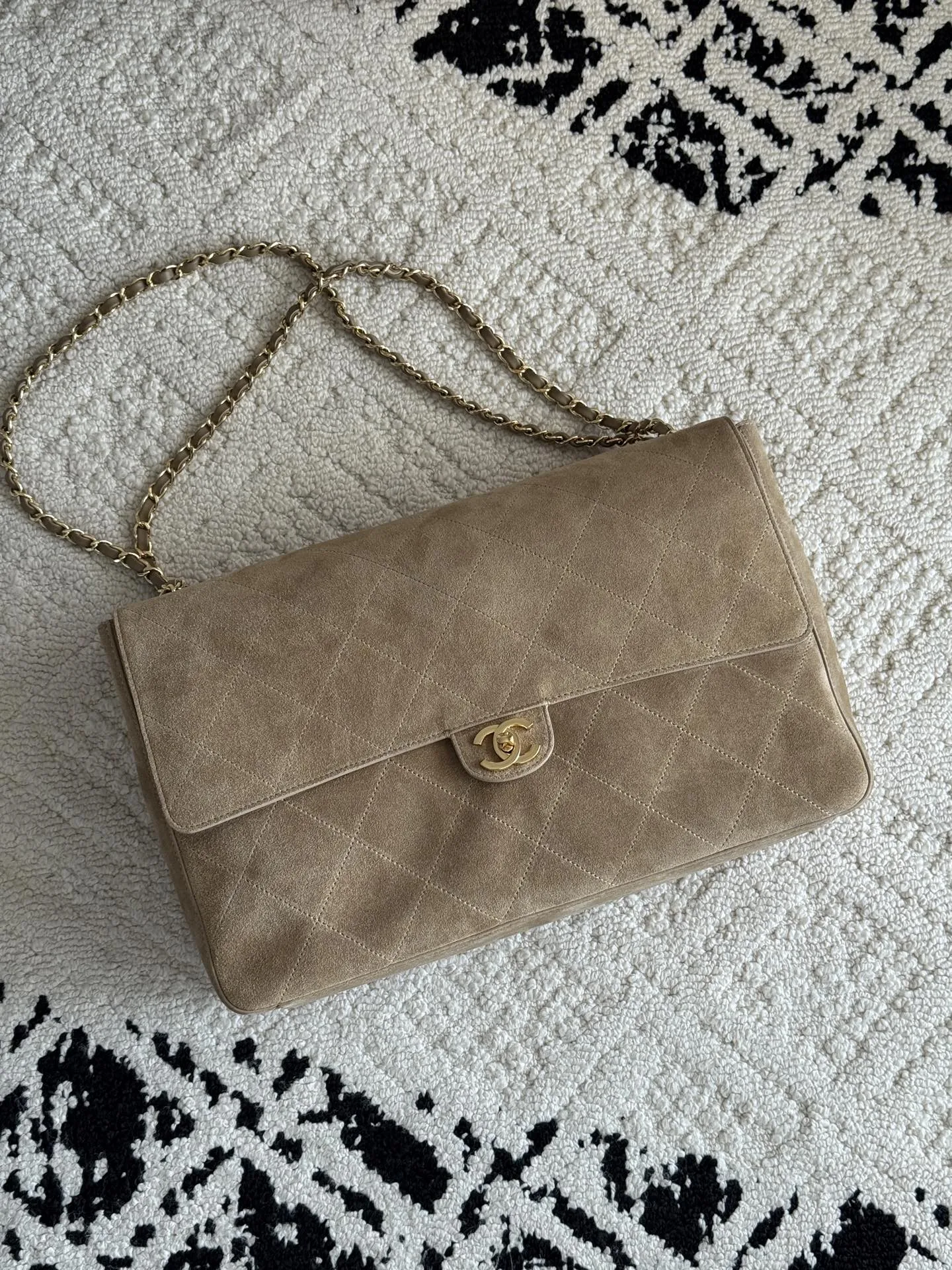 ƆC 26S CF Maxi Flap Bag 38cm