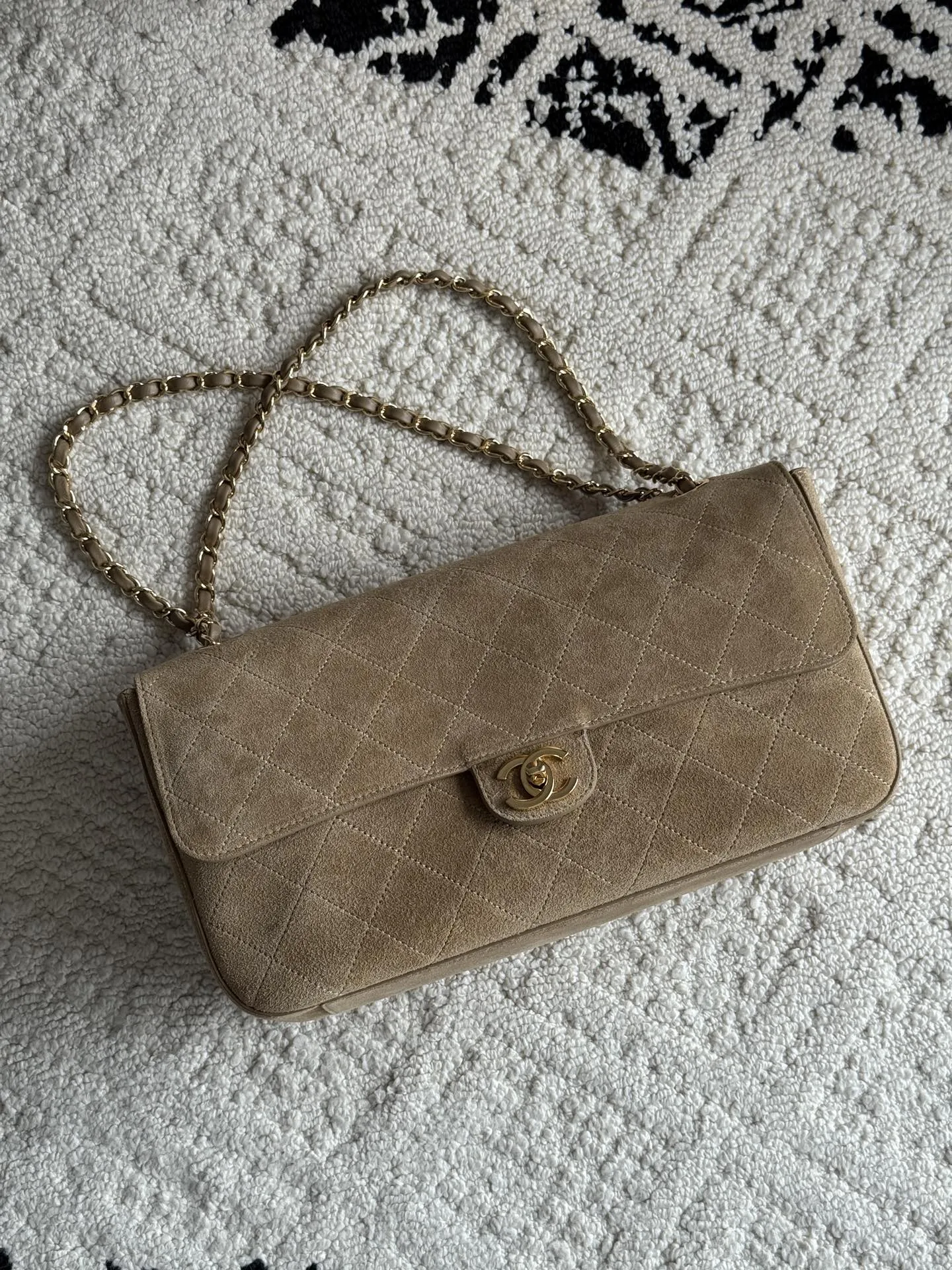 ƆC 26S CF Maxi Flap Bag 33cm